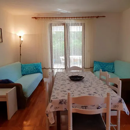 Apartmán With Parking Space Silo, Krk - 18769 *