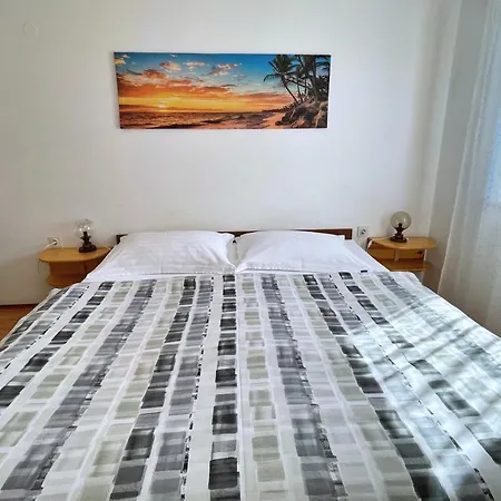 With Parking Space Silo, Krk - 18769 Appartement